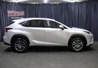 Подержанный автомобиль Lexus NX 2017 года (4 фото)