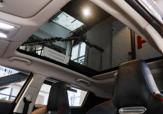 Подержанный автомобиль Changan UNI-T 2023 года (14 фото)