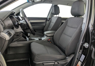 Подержанный автомобиль Kia Sorento 2014 года (20 фото)