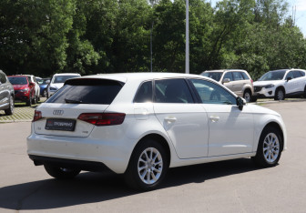 Подержанный автомобиль Audi A3 Hatchback 2013 года (5 фото)