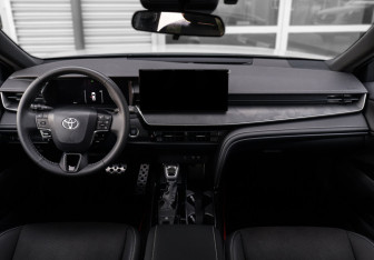 Новый Toyota Camry Sedan 2025 (15 фото)