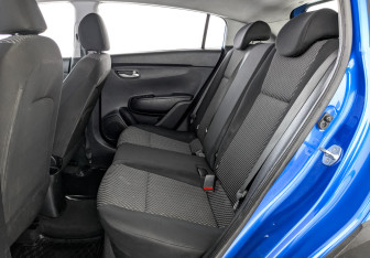 Подержанный автомобиль Kia Rio Hatchback 2019 года (18 фото)