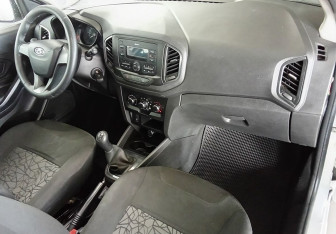 Подержанный автомобиль LADA (ВАЗ) XRAY 2018 года (11 фото)