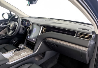 Новый Hongqi HS7 2025 (9 фото)