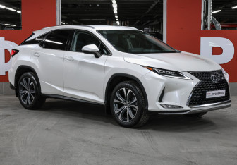 Подержанный автомобиль Lexus RX 2020 года (3 фото)