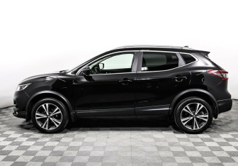 Подержанный автомобиль Nissan Qashqai 2021 года (3 фото)