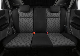 Подержанный автомобиль Ford Focus Hatchback 2009 года (17 фото)