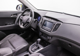 Подержанный автомобиль Hyundai Creta 2019 года (11 фото)