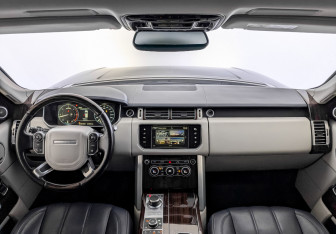 Подержанный автомобиль Land Rover Range Rover 2015 года (13 фото)