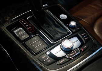 Подержанный автомобиль Audi A6 Sedan 2018 года (19 фото)