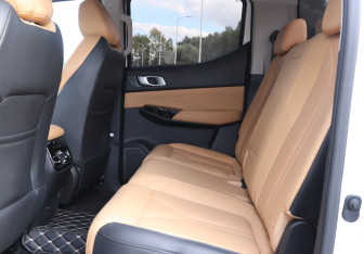 Подержанный автомобиль Changan Hunter Plus 2023 года (10 фото)