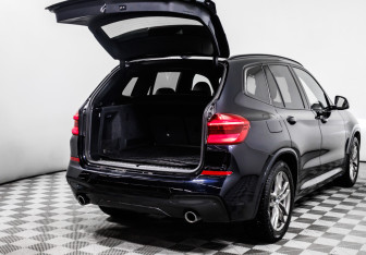Подержанный автомобиль BMW X3 2019 года (19 фото)