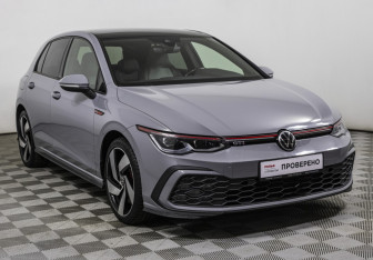 Подержанный автомобиль Volkswagen Golf GTI Hatchback 2021 года (3 фото)