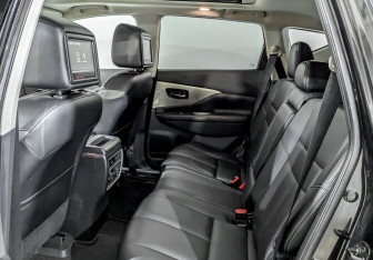 Подержанный автомобиль Nissan Murano Suv 2019 года (12 фото)