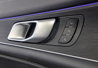 Подержанный автомобиль Changan UNI-K 2023 года (30 фото)