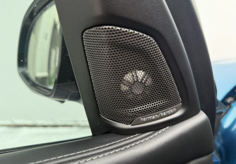 Подержанный автомобиль BMW X5 M 2015 года (13 фото)