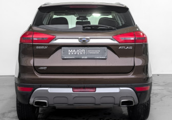 Подержанный автомобиль Geely Atlas 2020 года (6 фото)