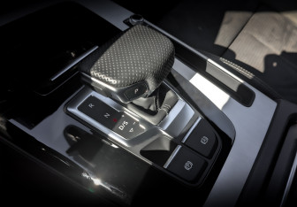 Подержанный автомобиль Audi Q5 2021 года (28 фото)