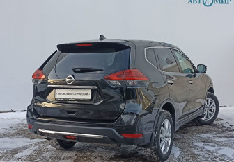 Подержанный автомобиль Nissan X-Trail 2019 года (5 фото)