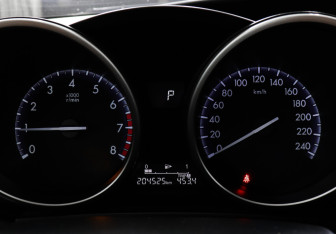 Подержанный автомобиль Mazda 3 Sedan 2011 года (8 фото)