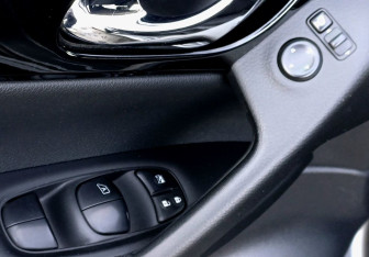 Подержанный автомобиль Nissan Qashqai 2016 года (18 фото)