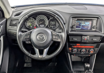 Подержанный автомобиль Mazda CX-5 2013 года (21 фото)