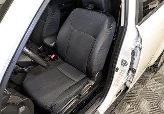 Подержанный автомобиль Subaru Forester Suv 2011 года (20 фото)