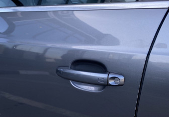 Подержанный автомобиль Audi Q3 2012 года (16 фото)