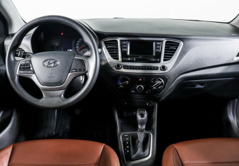 Подержанный автомобиль Hyundai Solaris Sedan 2021 года (9 фото)