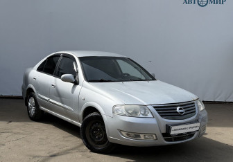 Подержанный автомобиль Nissan Almera Classic 2011 года (3 фото)