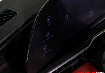 Подержанный автомобиль Exeed RX 2023 года (22 фото)