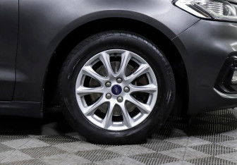 Подержанный автомобиль Ford Mondeo Wagon 2019 года (8 фото)