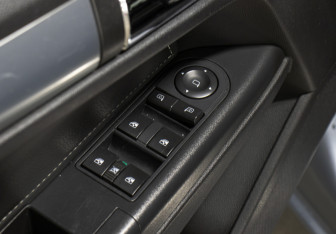 Подержанный автомобиль Opel Astra Sedan 2007 года (18 фото)