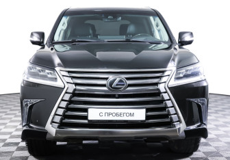 Подержанный автомобиль Lexus LX 2019 года (2 фото)
