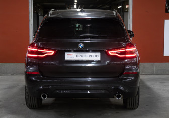 Подержанный автомобиль BMW X3 2019 года (6 фото)