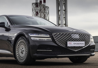Подержанный автомобиль Genesis G80 2021 года (5 фото)