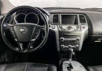 Подержанный автомобиль Nissan Murano Suv 2012 года (12 фото)