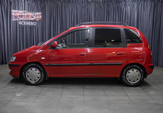 Подержанный автомобиль Hyundai Matrix 2005 года (8 фото)