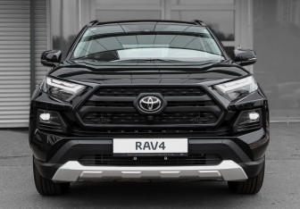 Новый Toyota RAV4 2025 (2 фото)