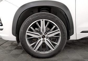 Подержанный автомобиль Exeed LX 2022 года (18 фото)