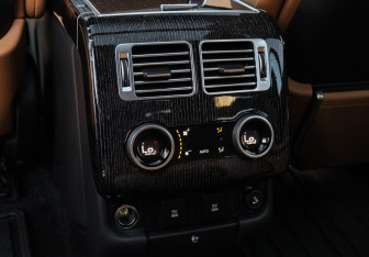 Подержанный автомобиль Land Rover Range Rover 2020 года (15 фото)