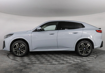 Подержанный автомобиль BMW X2 2024 года (5 фото)