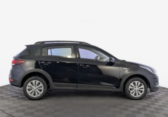 Подержанный автомобиль Kia Rio Hatchback 2020 года (4 фото)