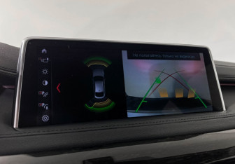 Подержанный автомобиль BMW X6 2018 года (20 фото)