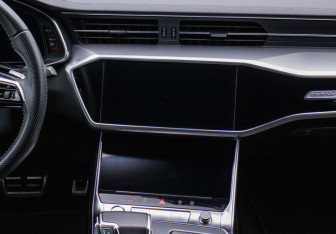 Подержанный автомобиль Audi A7 2018 года (14 фото)