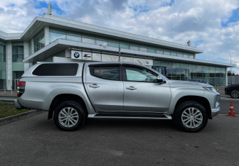 Подержанный автомобиль Mitsubishi L200 2022 года (4 фото)