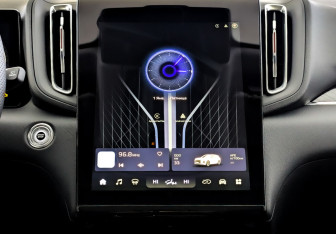 Новый Hongqi HS3 2025 (11 фото)