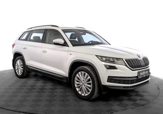 Подержанный автомобиль Skoda Kodiaq 2021 года (3 фото)