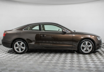 Подержанный автомобиль Audi A5 Coupe 2012 года (4 фото)