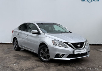 Подержанный автомобиль Nissan Sentra Sedan 2017 года (3 фото)